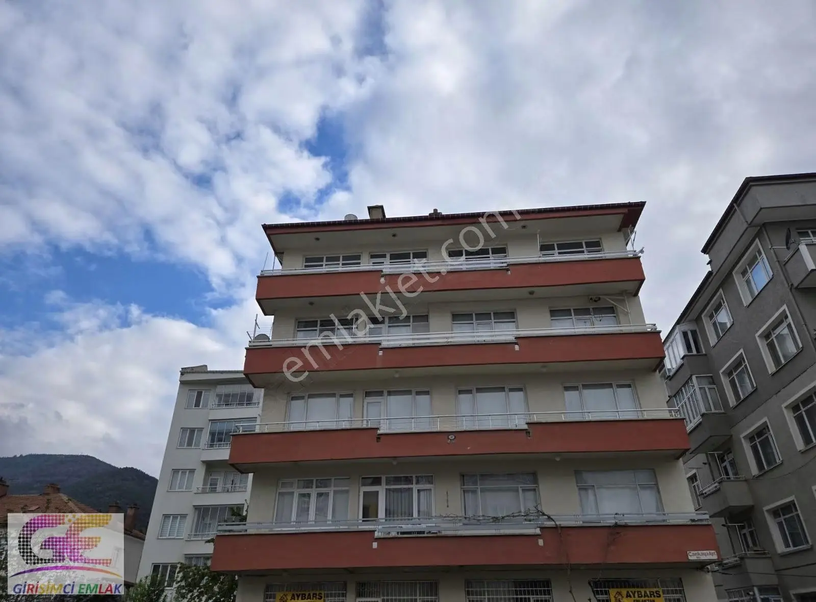 Girişimciden Yıldırım İlkokulu Karşısı 3+1 155m2 Daire - Görsel 3