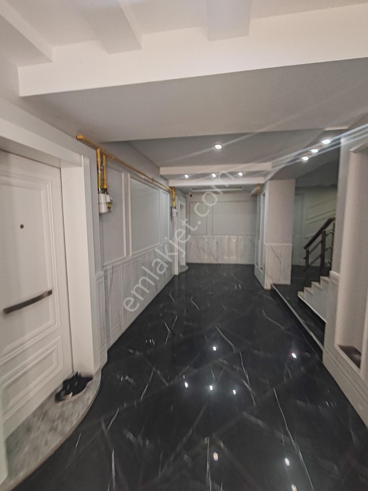 Ömürevleri Aydınlık Cad. De Orman Manzaralı Kiralık 2+1 Daire - Görsel 14