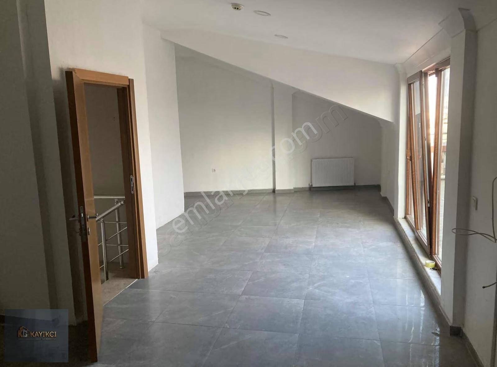 Gebzede Prestijli Konumda Kiralık Çatı Dubleks Ofis! - Görsel 5