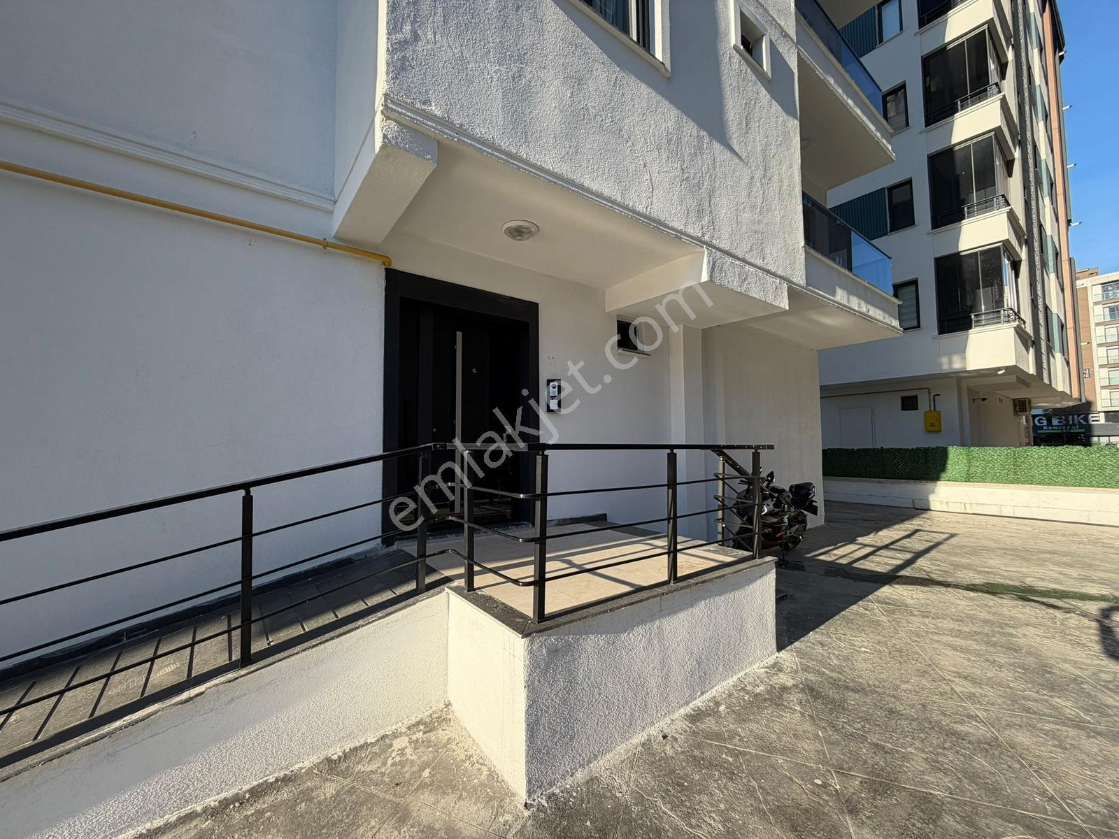 Kurupelit Tramvay Durağı Altında Sıfır Eşyalı Satılık 1+1 Daire - Görsel 22