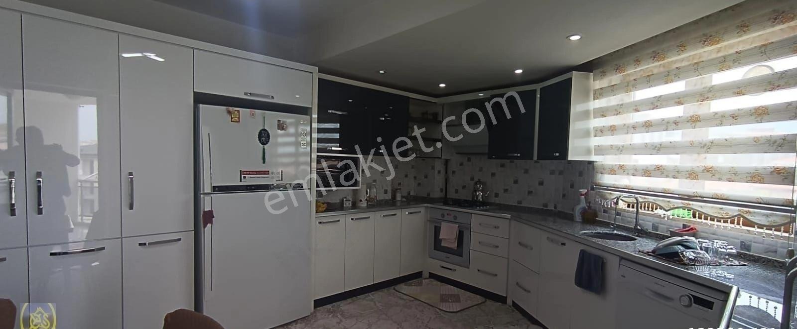 Şemikler Erbakır Fenlisesi Yakını Cadde Üzeri 3+1 Muhteşem Daire - Görsel 17