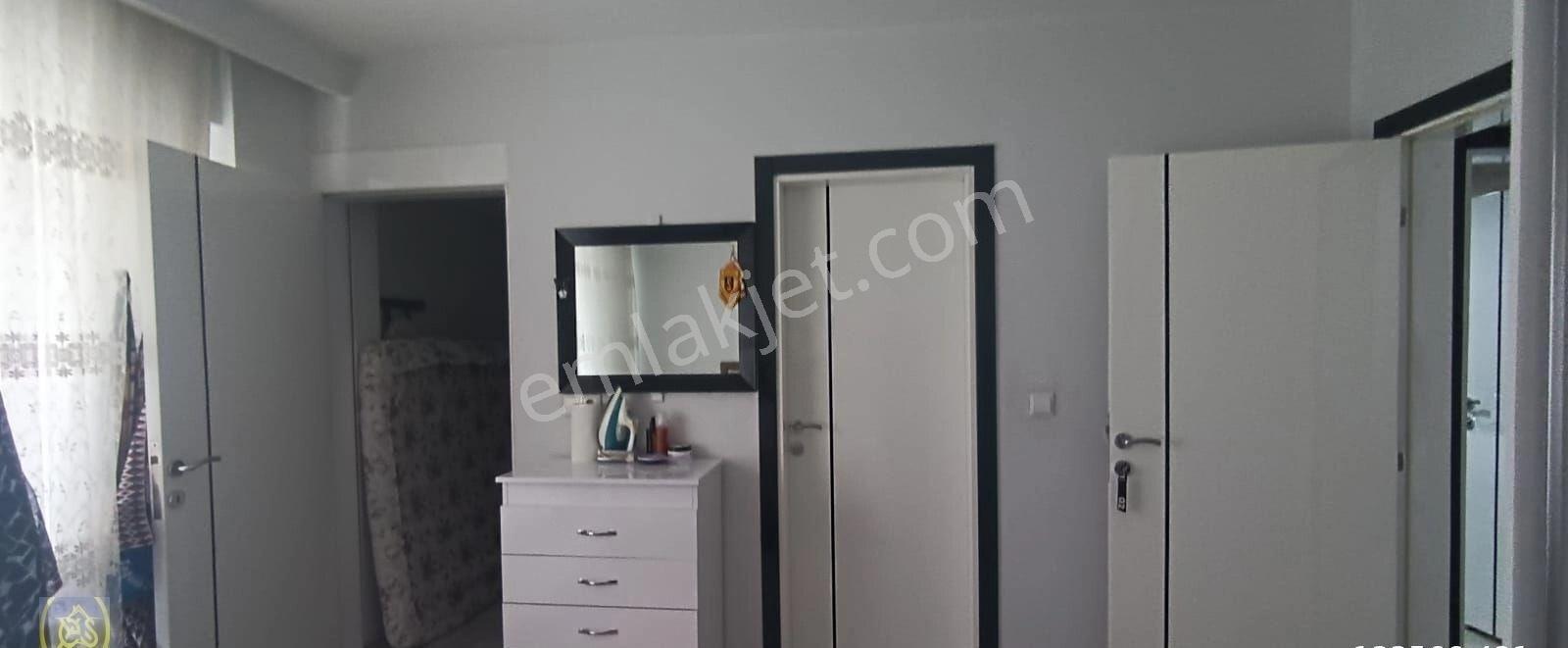 Şemikler Erbakır Fenlisesi Yakını Cadde Üzeri 3+1 Muhteşem Daire - Görsel 6