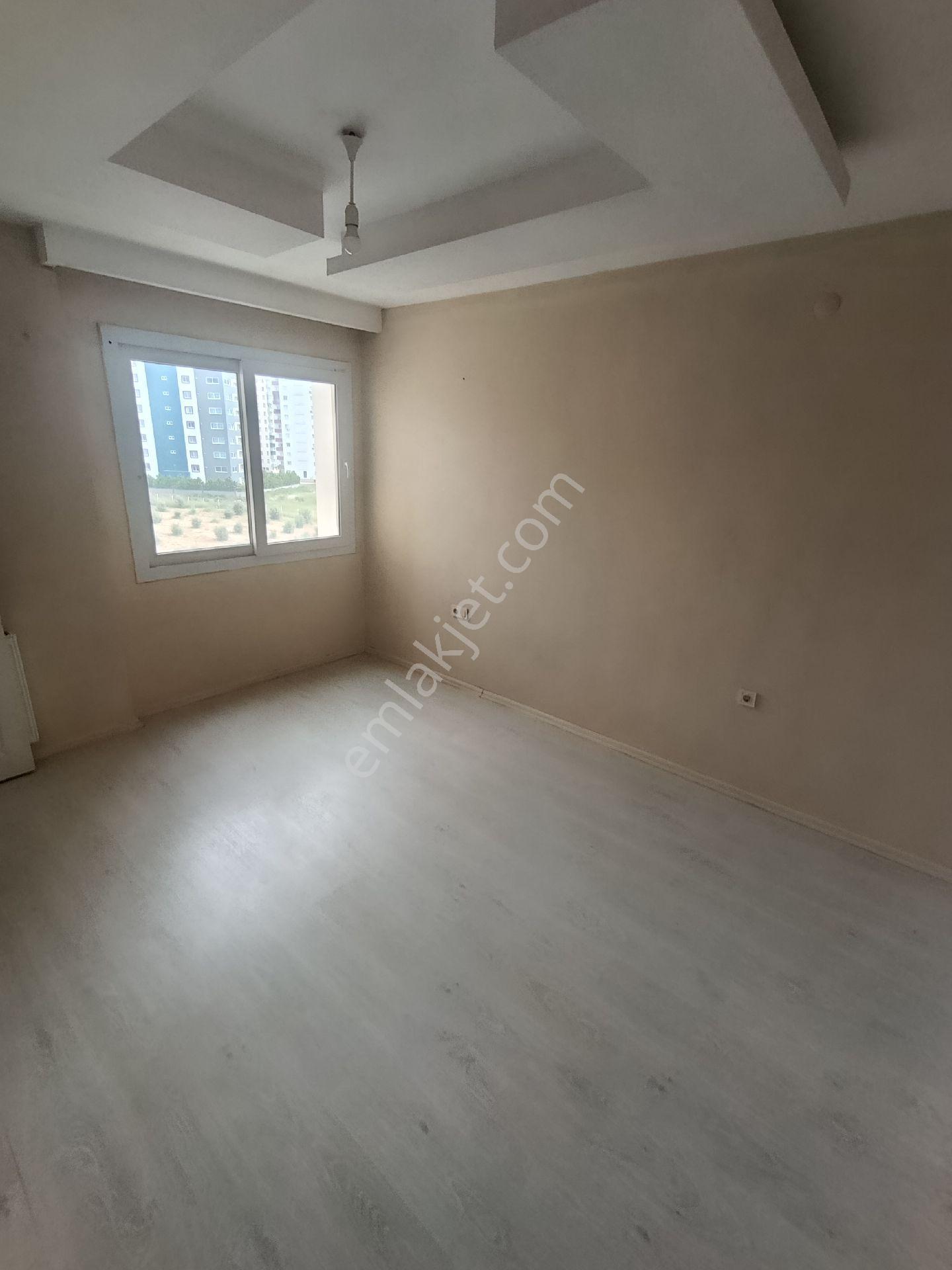 Çatalan Caddedinde Kombili Kiralık 2+1 - Görsel 17