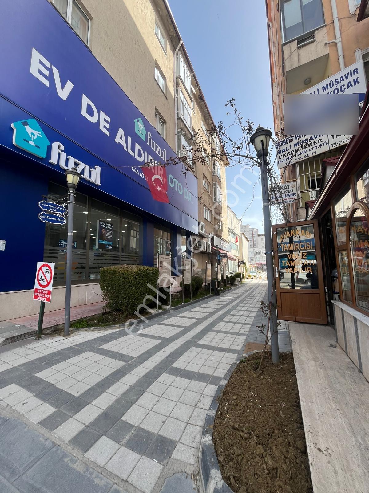 Çankaya Emlaktan Şehrin Kalbinde Satılık Dükkan - Görsel 18