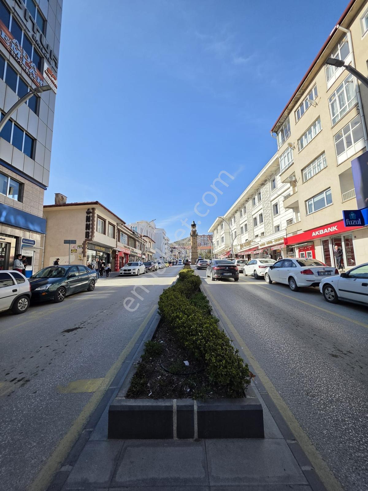 Çankaya Emlaktan Şehrin Kalbinde Satılık Dükkan - Görsel 20