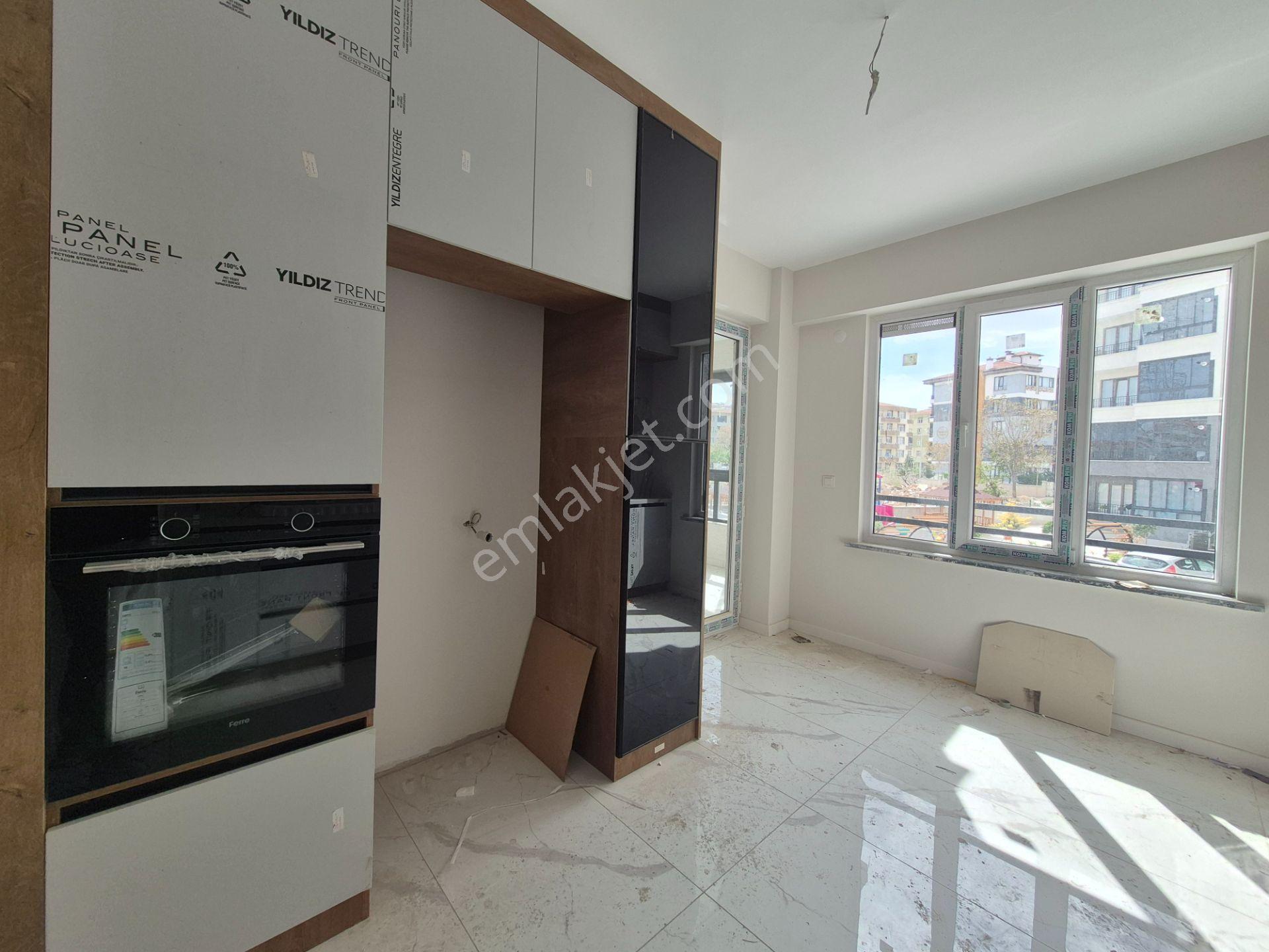 Genç Osman Cd. Cephe 3+1 Sıfır Site İçerisinde Kızartma Balkonlu Daire - Görsel 12