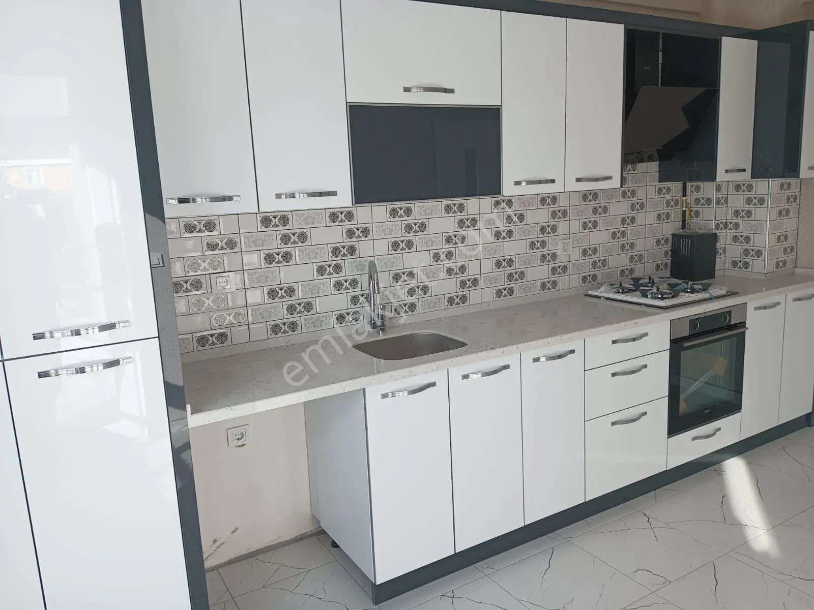 Akşemsettin Mahallesi Satılık Sıfır 3+1 Daireler - Görsel 3