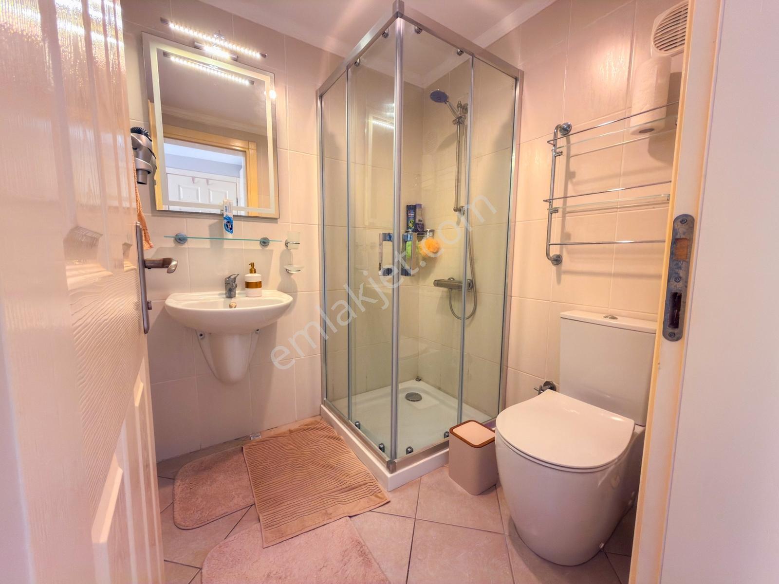 Denize Yürüme Mesafesinde Havuz Başı 2+1 Artemis Daire - Görsel 27