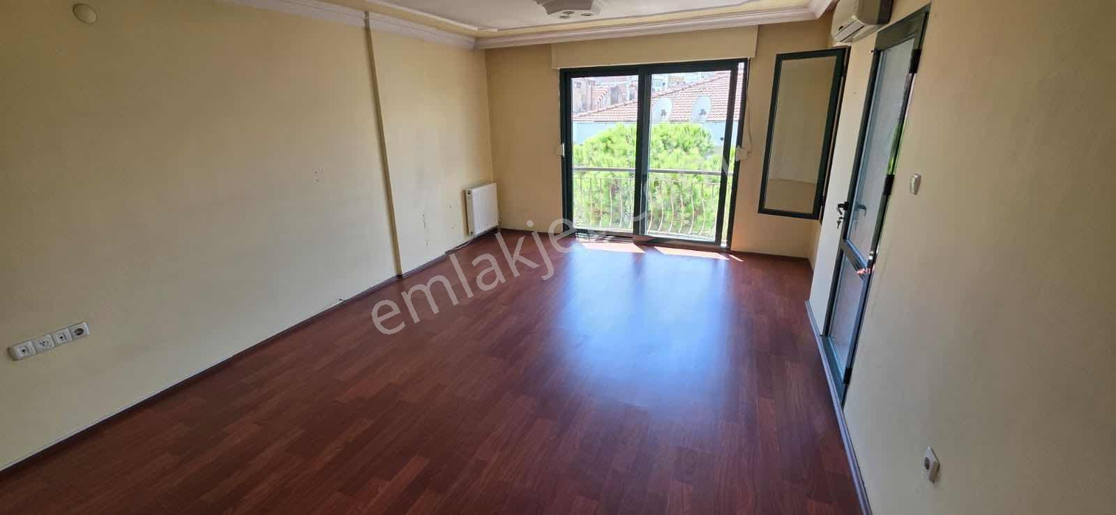 Karşıyaka Donanmacıda Deniz Manzaralı 3+1 Daire - Görsel 31