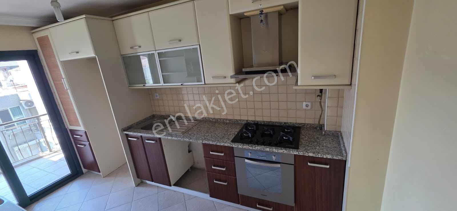 Karşıyaka Donanmacıda Deniz Manzaralı 3+1 Daire - Görsel 19