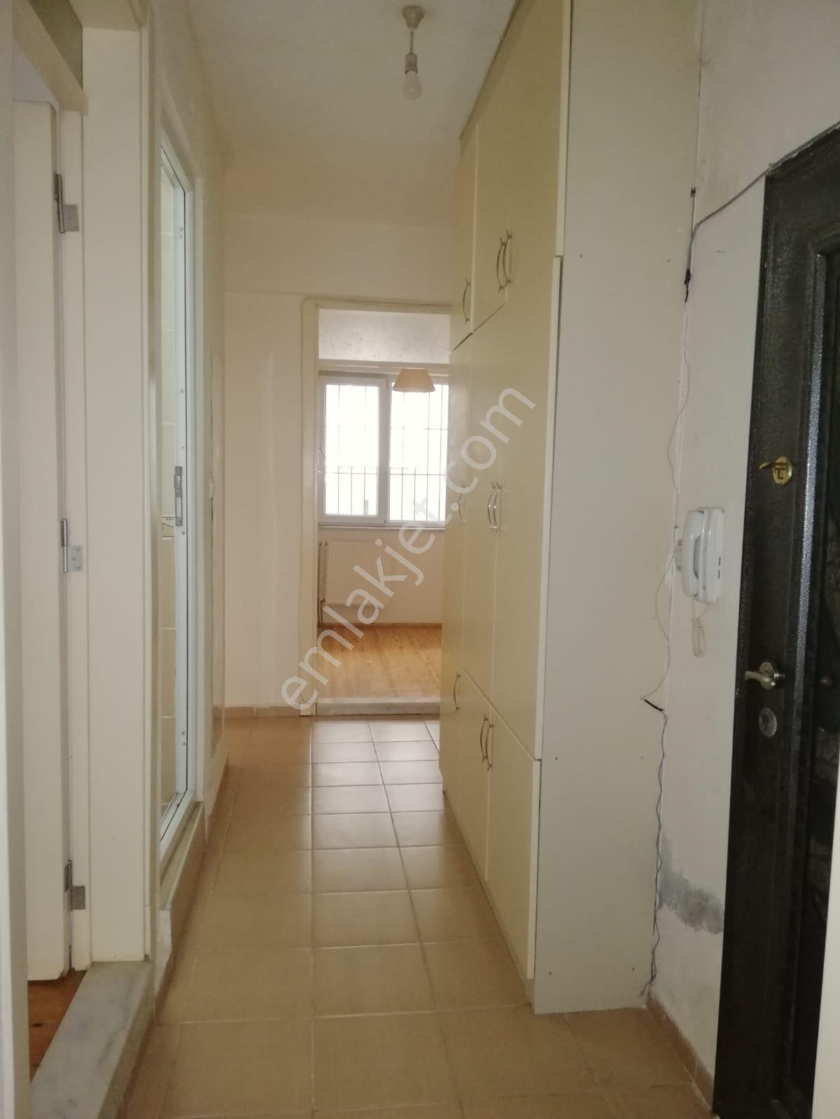Ender Uysal Gayrimenkulden 2+1 Sitelerde Kiralık Bahçekatı - Görsel 4