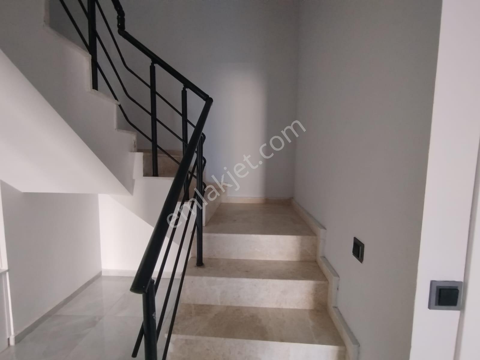 Borsa Yolu Üzeri Site İçinde Kiralık 3+1 Geniş Dubleks - Görsel 31