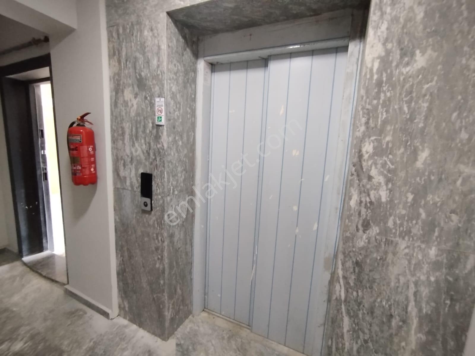 Borsa Yolu Üzeri Site İçinde Kiralık 3+1 Geniş Dubleks - Görsel 34