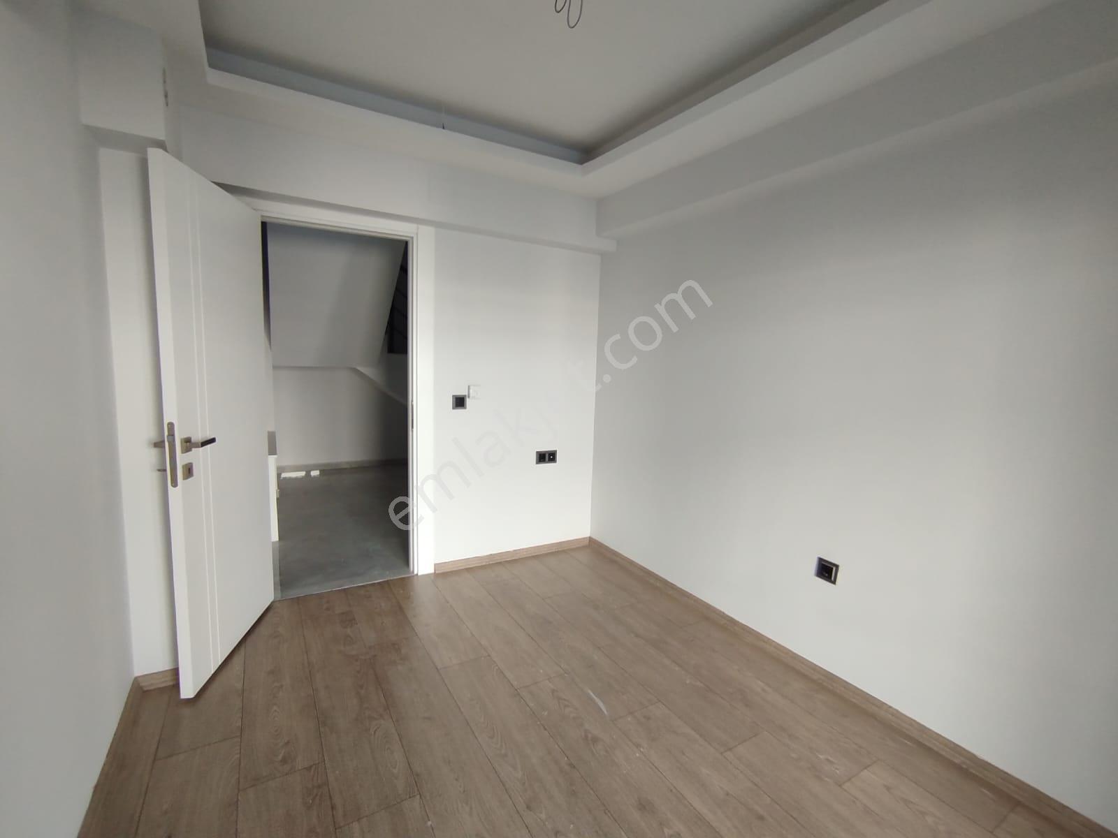 Borsa Yolu Üzeri Site İçinde Kiralık 3+1 Geniş Dubleks - Görsel 20