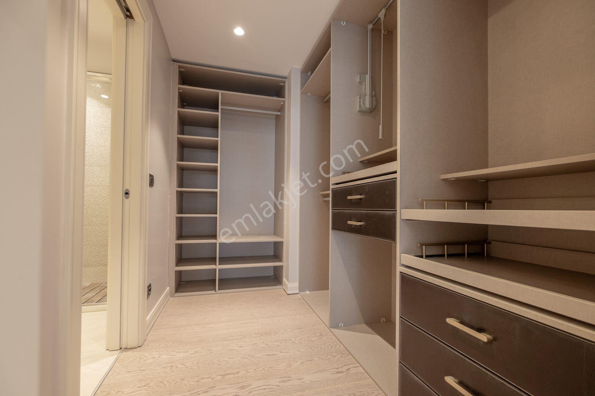 Dağıstan Gayrimenkul Koru Florya Deniz Ve Göl Manzaralı 4+1 - Görsel 31