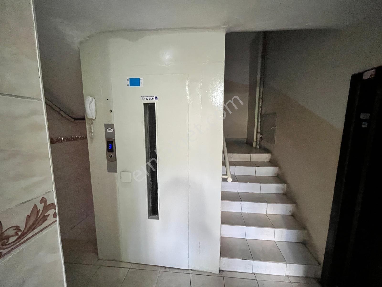 Tarcanlar'dan Kandıra Sapağı'nda Ara Kat Asansörlü 3+1 Daire - Görsel 16