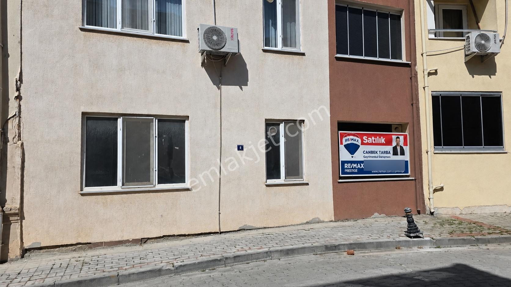 Remax Canbek Tarba Hamdibey Mahallesi Lale Sokak Satılık 2+1 - Görsel 2