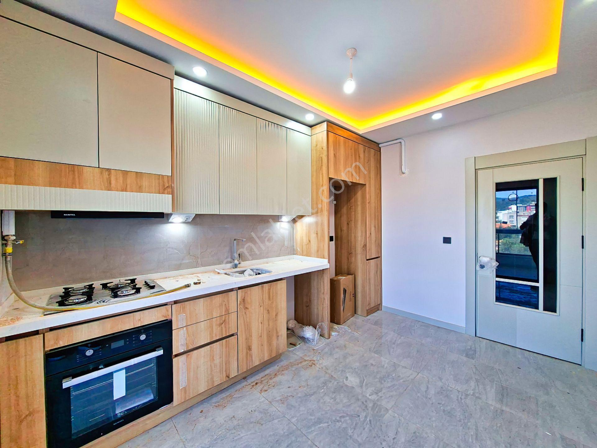 🔵🔵aktiften Kadıköy Merkezde Full Yapılı Yerden Isıtmalı Kapalı Otoparklı Modern 2+1 Daire - Görsel 4