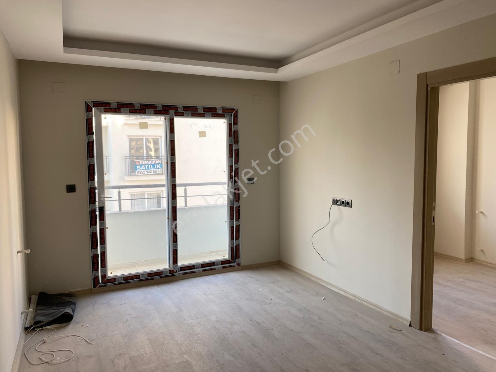 Sarıçam Gültepe'de 1+1 Köşe Daire - Görsel 3