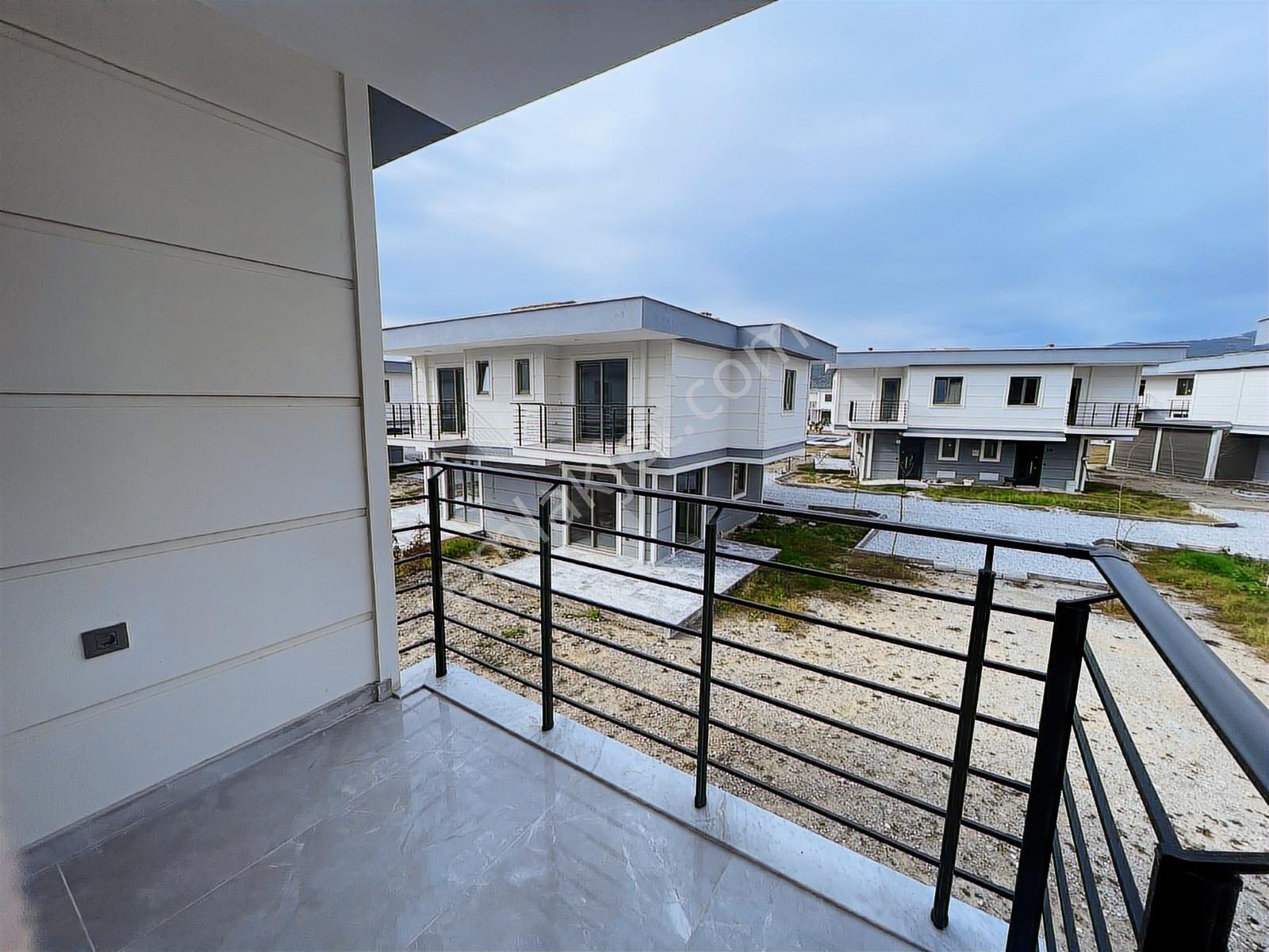 Bodruma Yakın Milas Kazıklı Da 3+1 İkiz Villa Satılık - Görsel 21