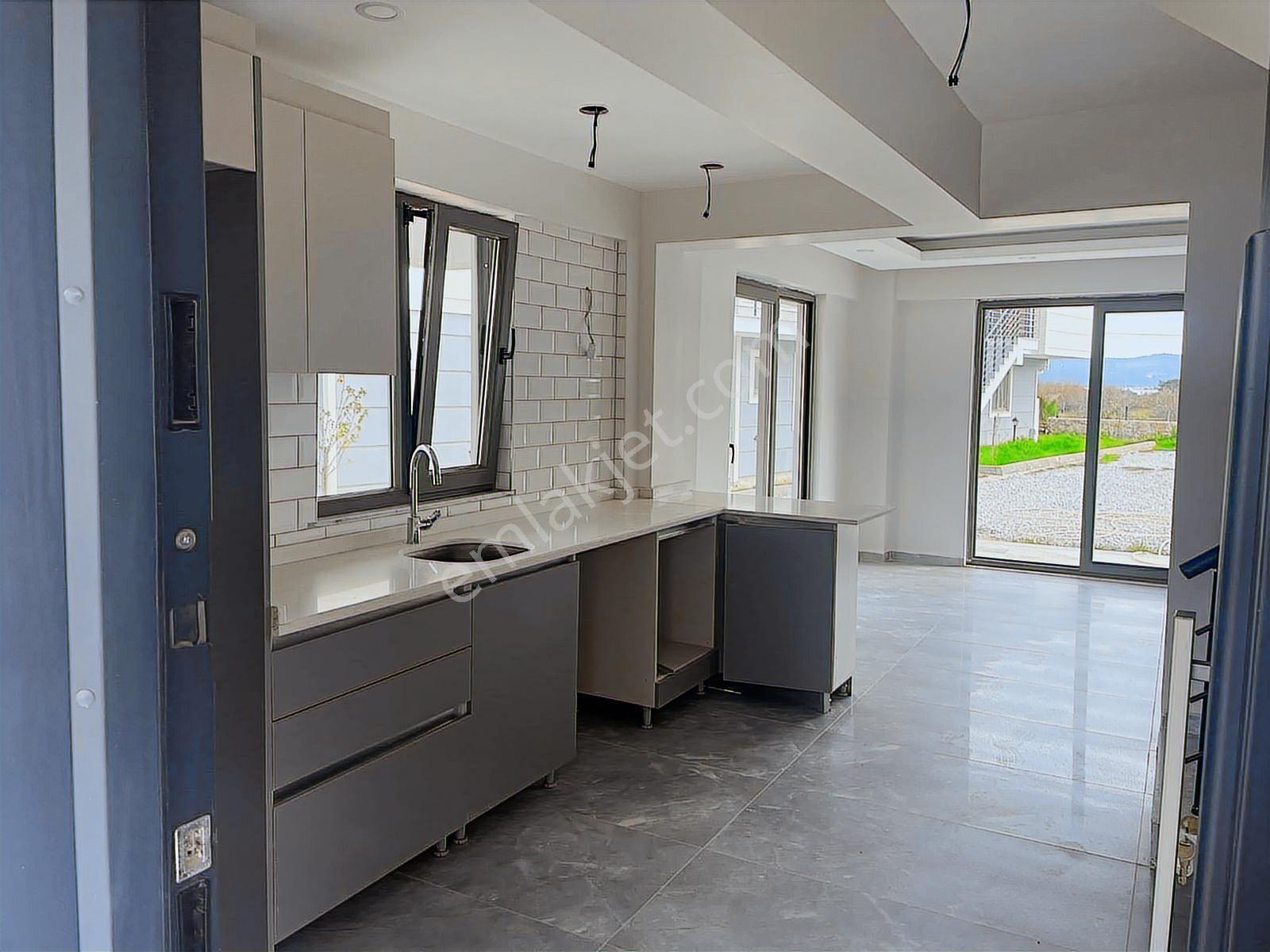Bodruma Yakın Milas Kazıklı Da 3+1 İkiz Villa Satılık - Görsel 11