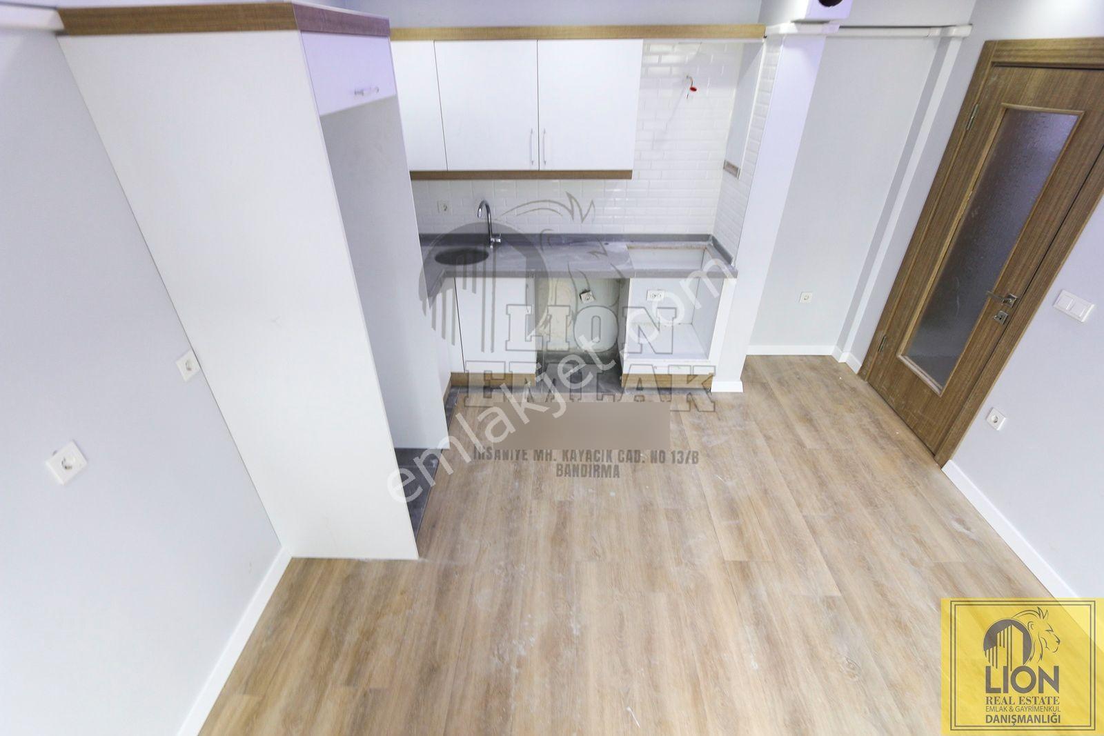 Lıon Emlak'tan 100 Yıl Mahallesinde 1+1 Sıfır Kiralık Daire - Görsel 13