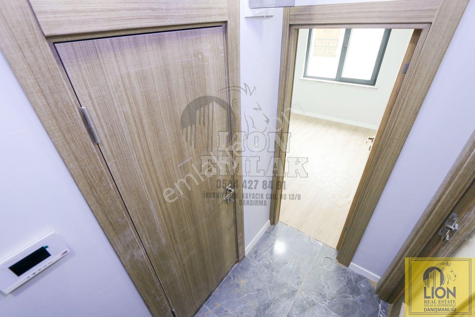Lıon Emlak'tan 100 Yıl Mahallesinde 1+1 Sıfır Kiralık Daire - Görsel 15