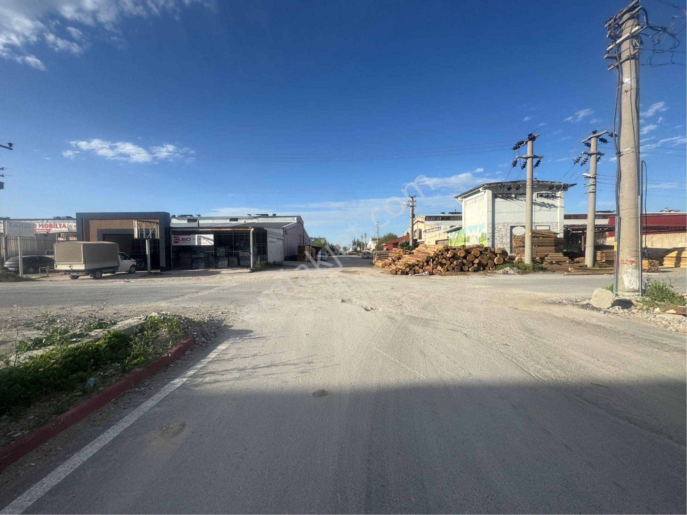 Akşehir Yeni Sanayii Sitesi Hadtane Yoluna Cephe İşyeri Dükkan - Görsel 13