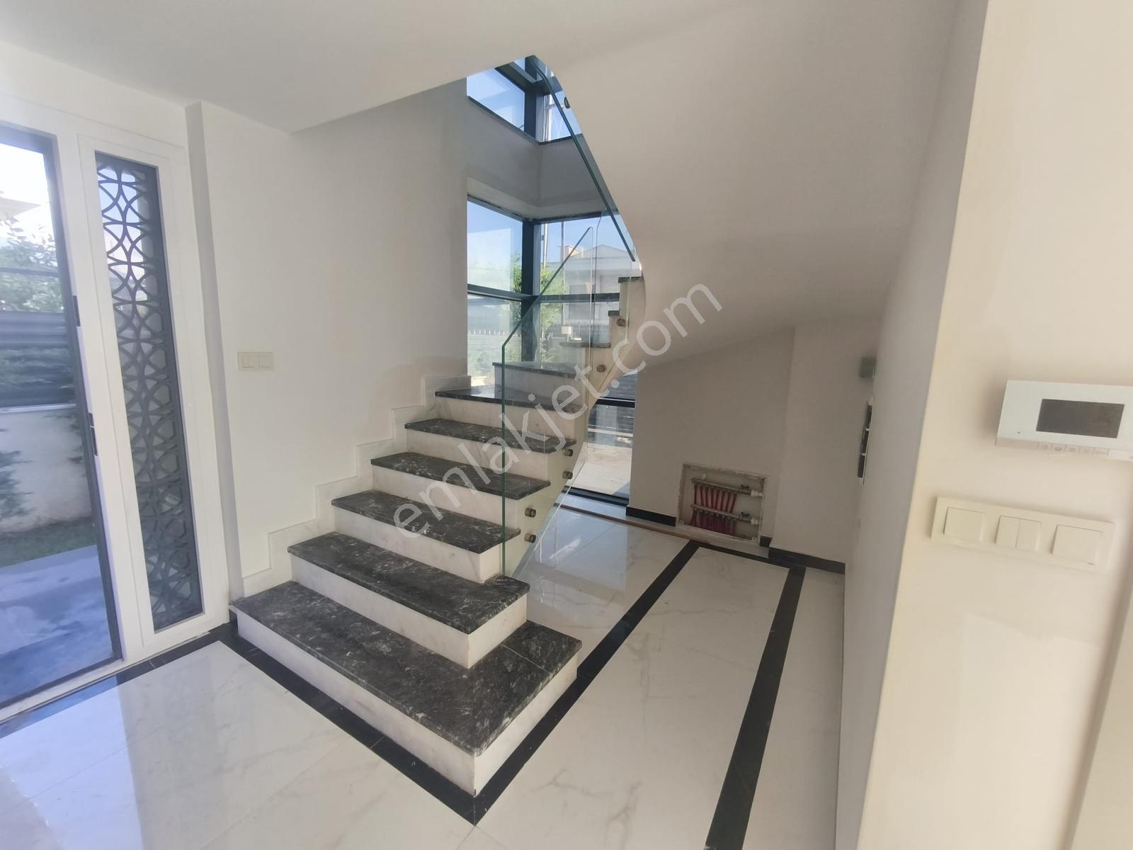 Şile Kumbaba Mahallesinde 420m2 Arsa İçerisinde Satılık 4+1villa - Görsel 6