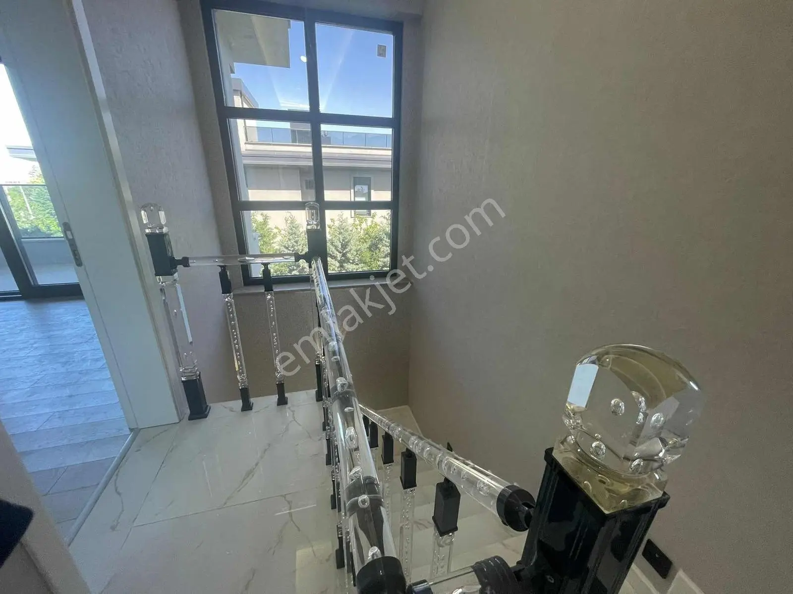 Erenköy Mahallesinde Özel Yapım Villa - Görsel 31