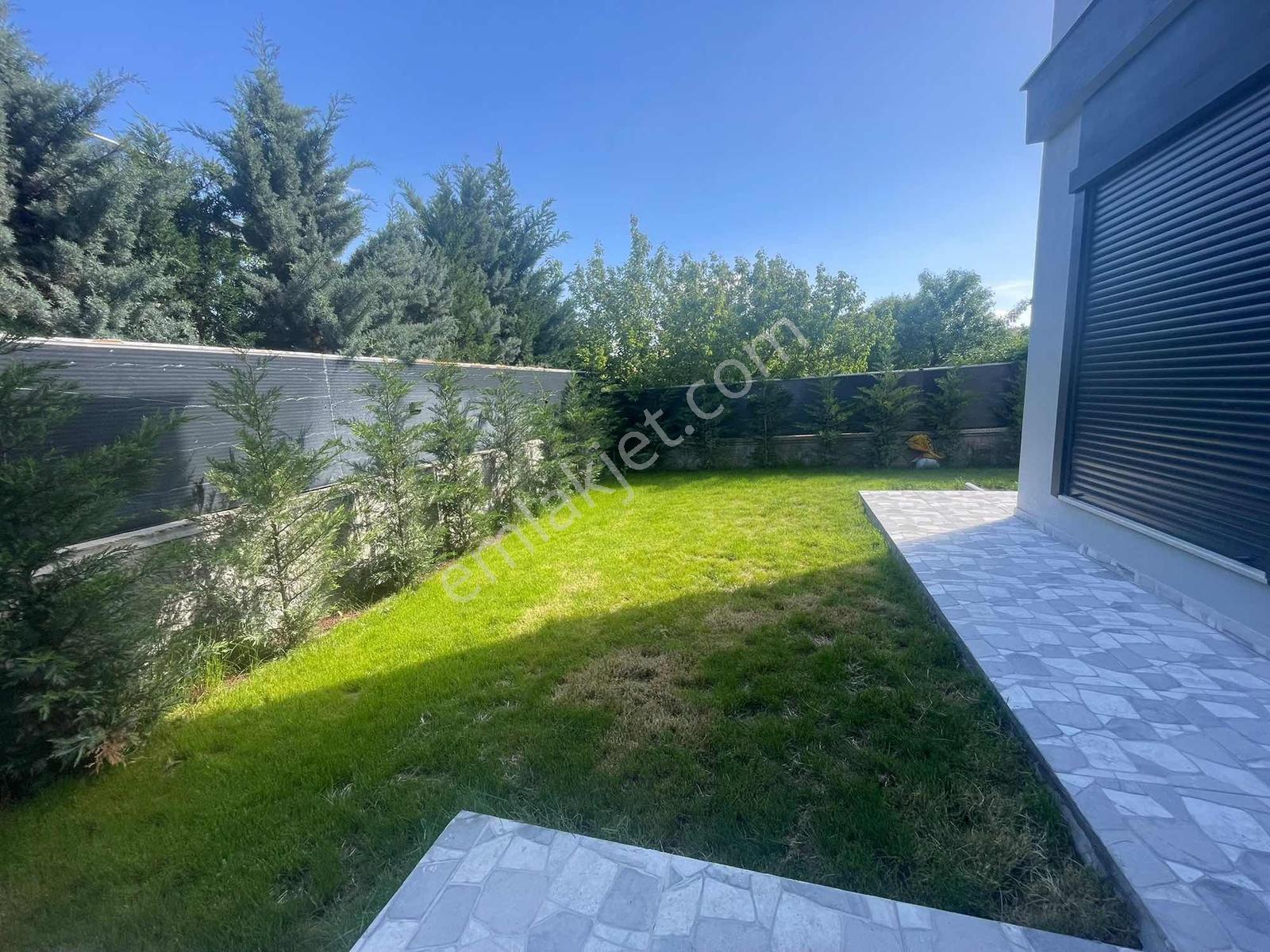 Erenköy Mahallesinde Özel Yapım Villa - Görsel 10