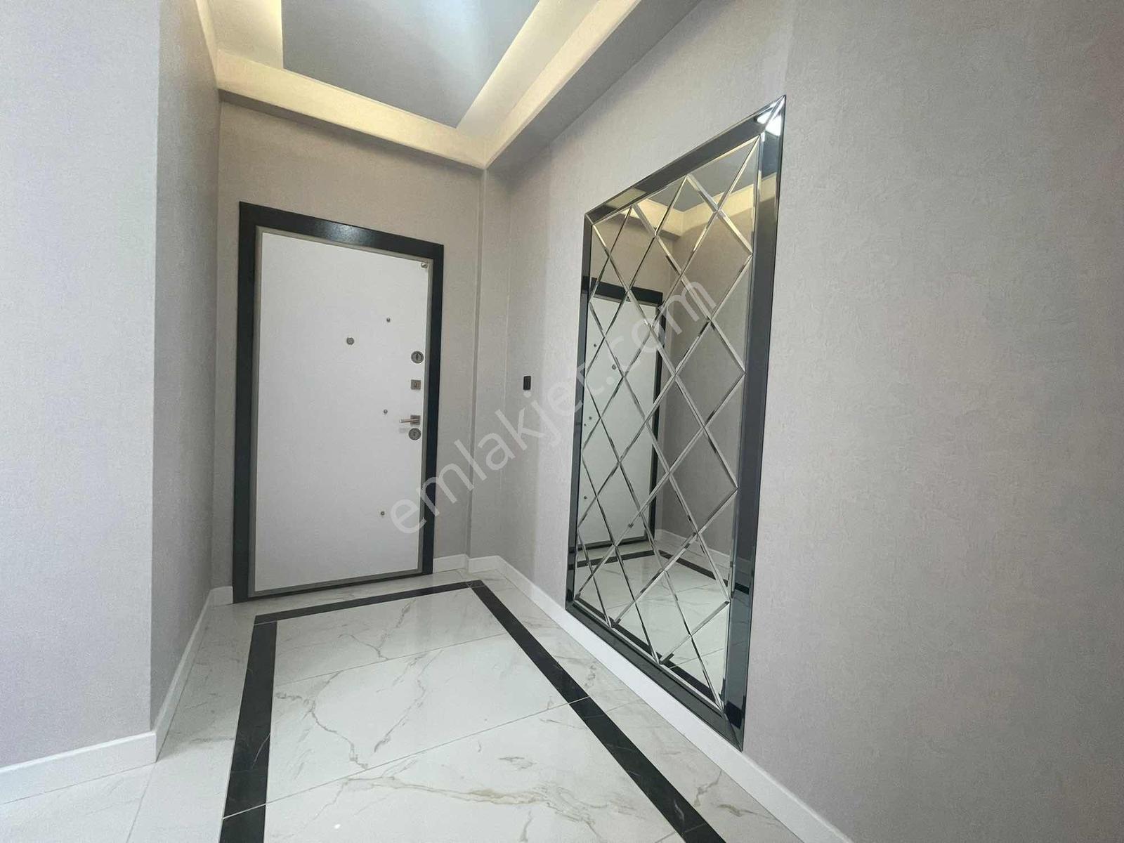 Erenköy Mahallesinde Özel Yapım Villa - Görsel 29