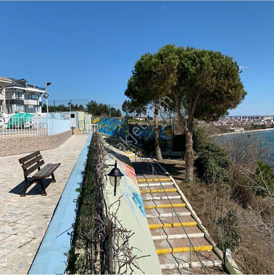 Silivri Basınkent 1'de Havuz Ve Deniz Manzaralı Kiralık Yazlık - Görsel 9