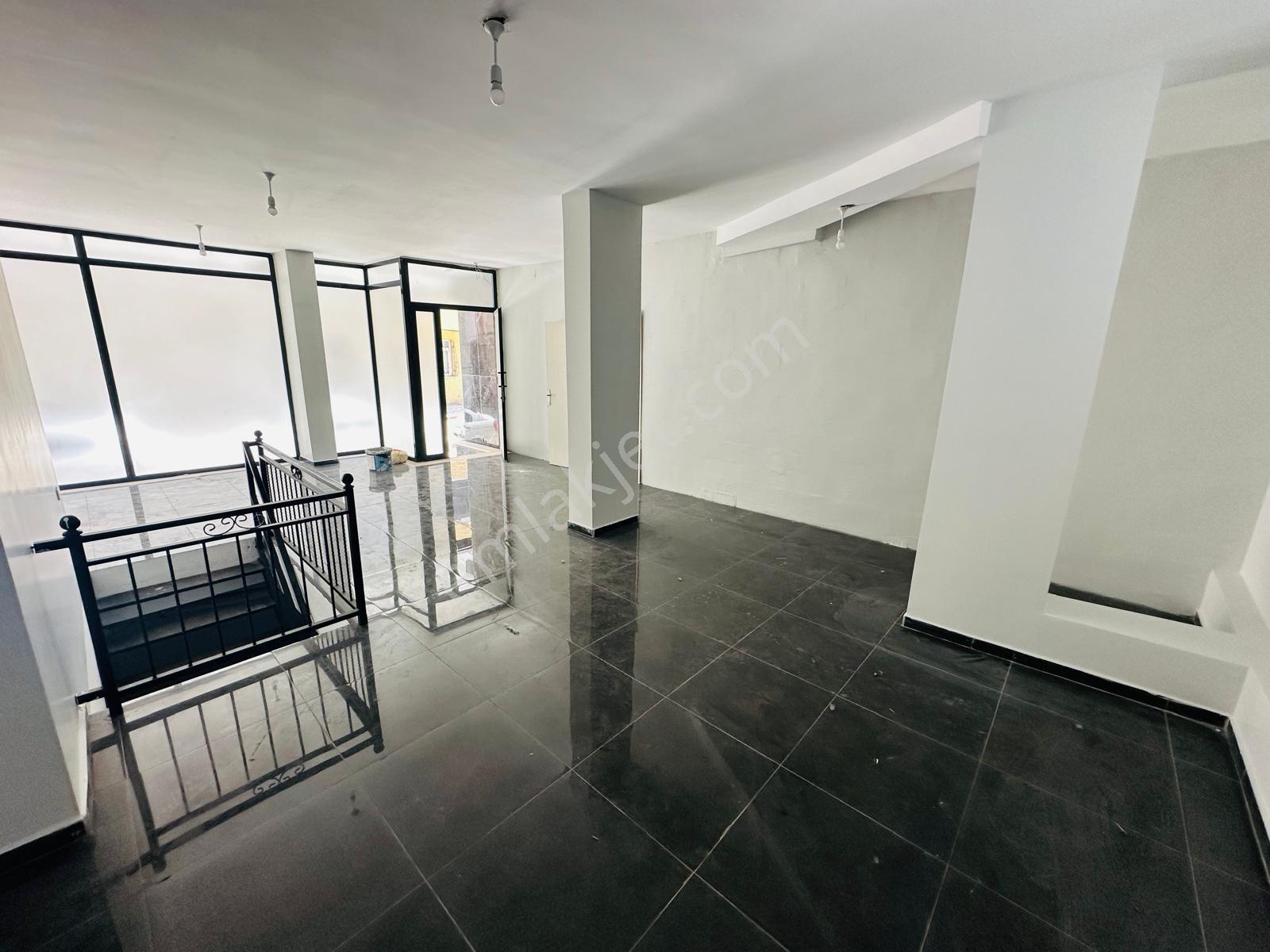 Üç Kardeşler'den Cebeci Mah. 330m2 Satılık Depolu Dükkan 2 Adet - Görsel 26