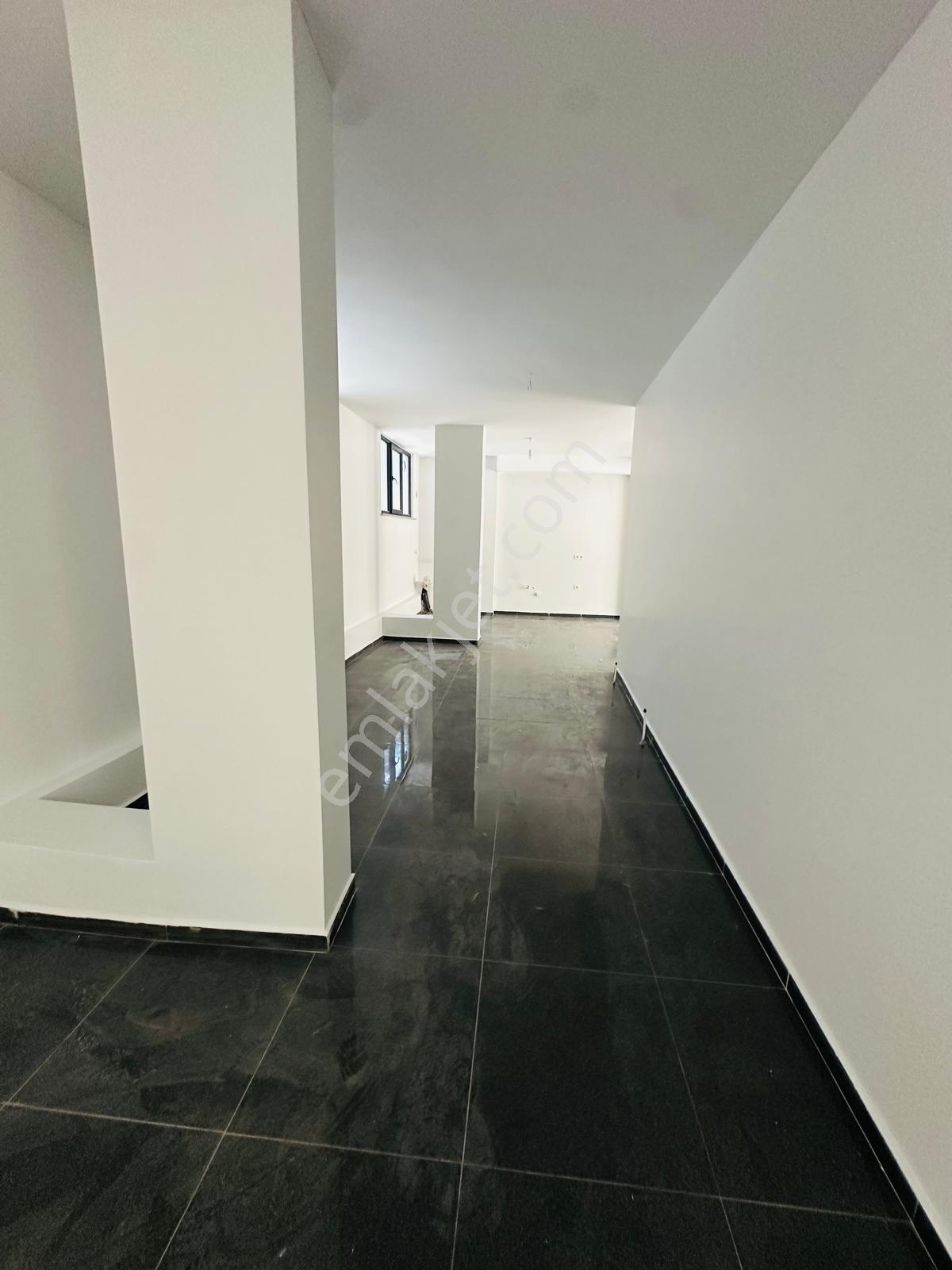 Üç Kardeşler'den Cebeci Mah. 330m2 Satılık Depolu Dükkan 2 Adet - Görsel 2