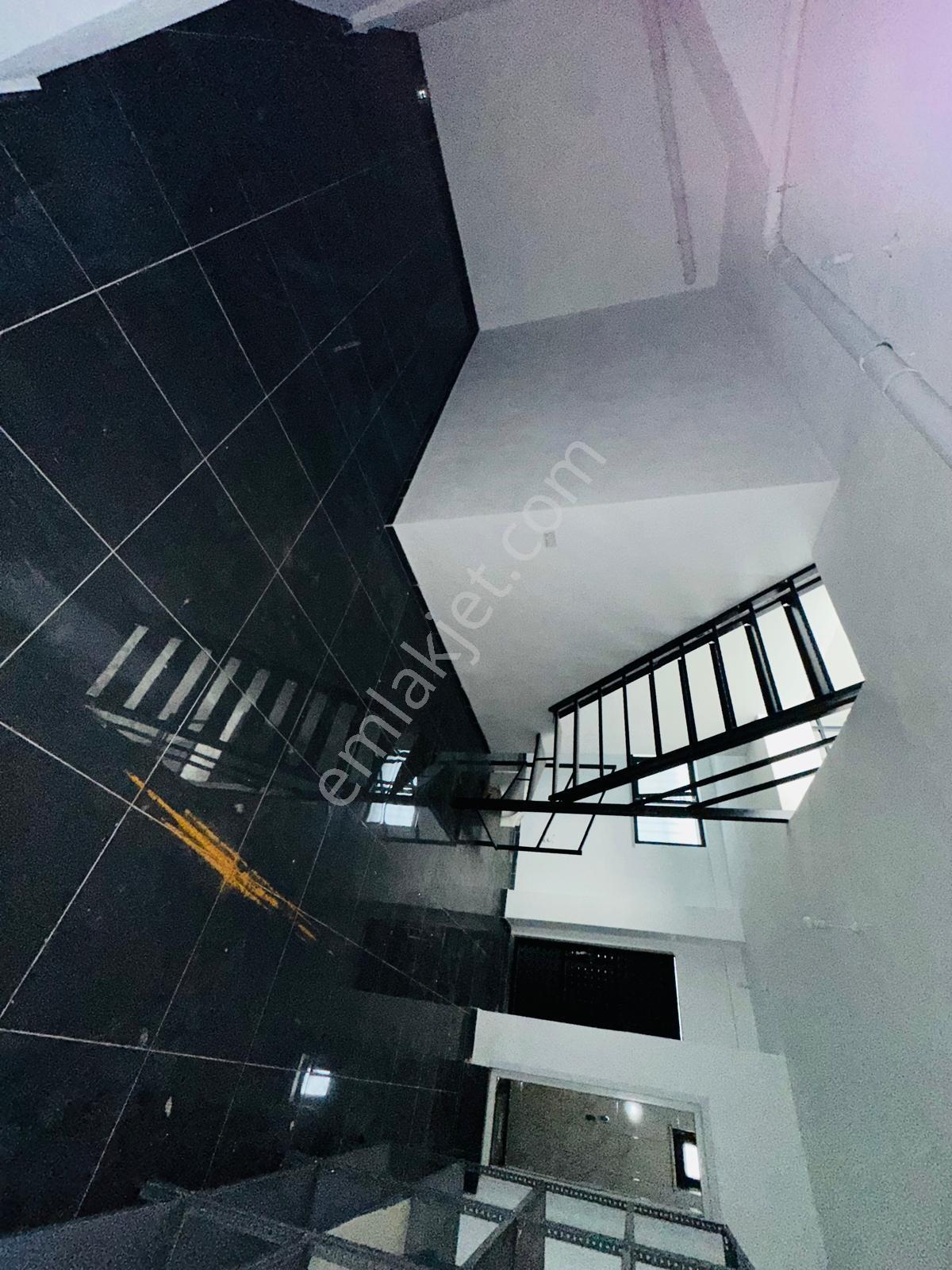 Üç Kardeşler'den Cebeci Mah. 330m2 Satılık Depolu Dükkan 2 Adet - Görsel 27