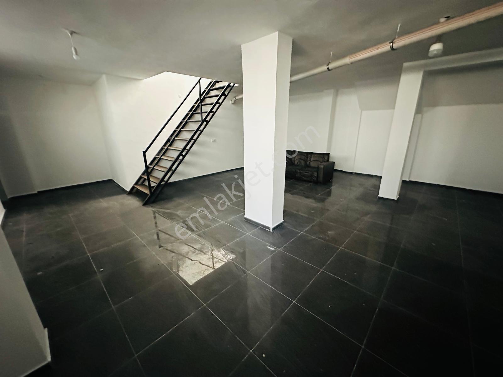 Üç Kardeşler'den Cebeci Mah. 330m2 Satılık Depolu Dükkan 2 Adet - Görsel 11