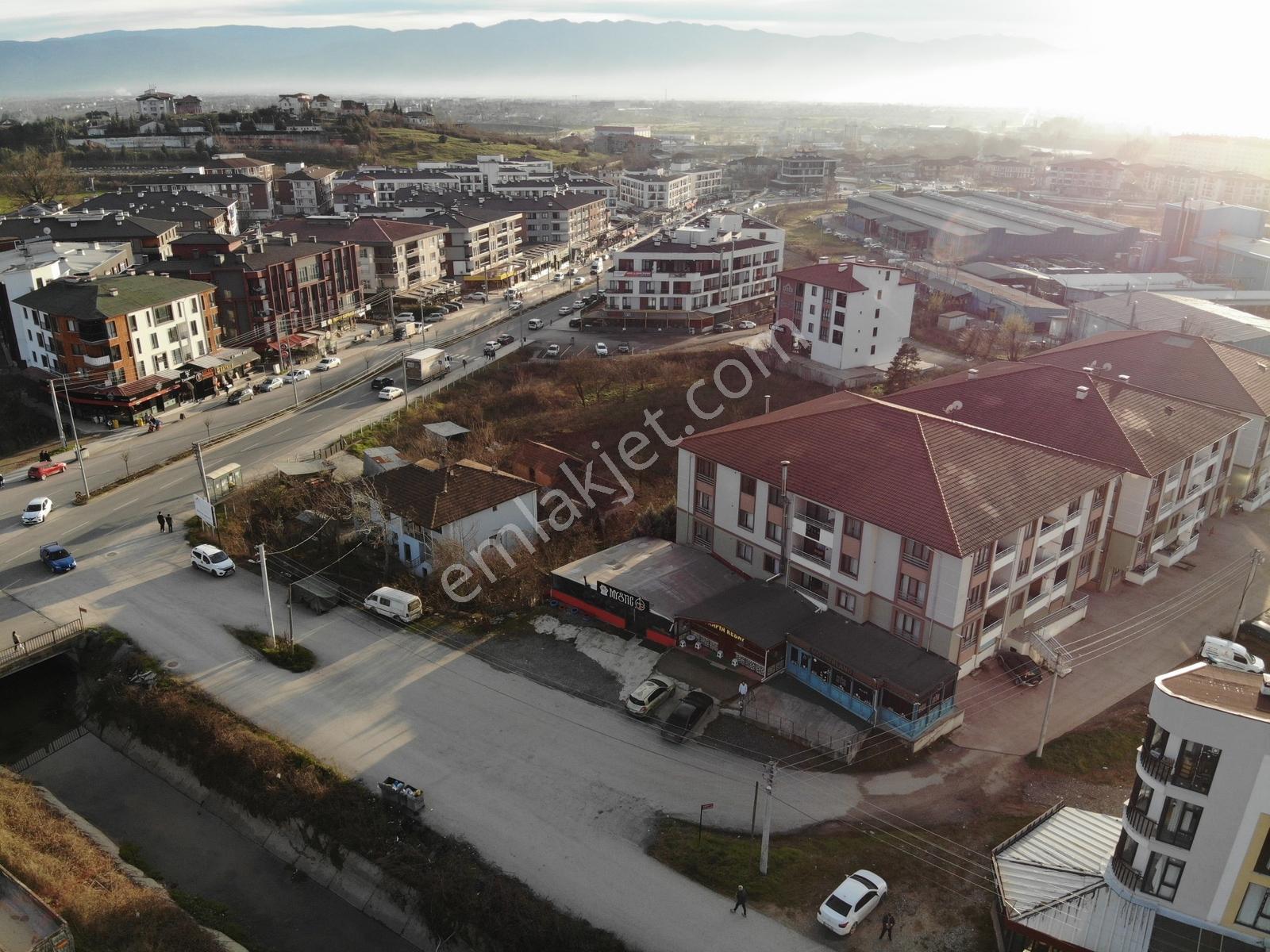 Öğretmen'den Kiracılı, Araç Takaslı Satılık Dükkan - Görsel 2