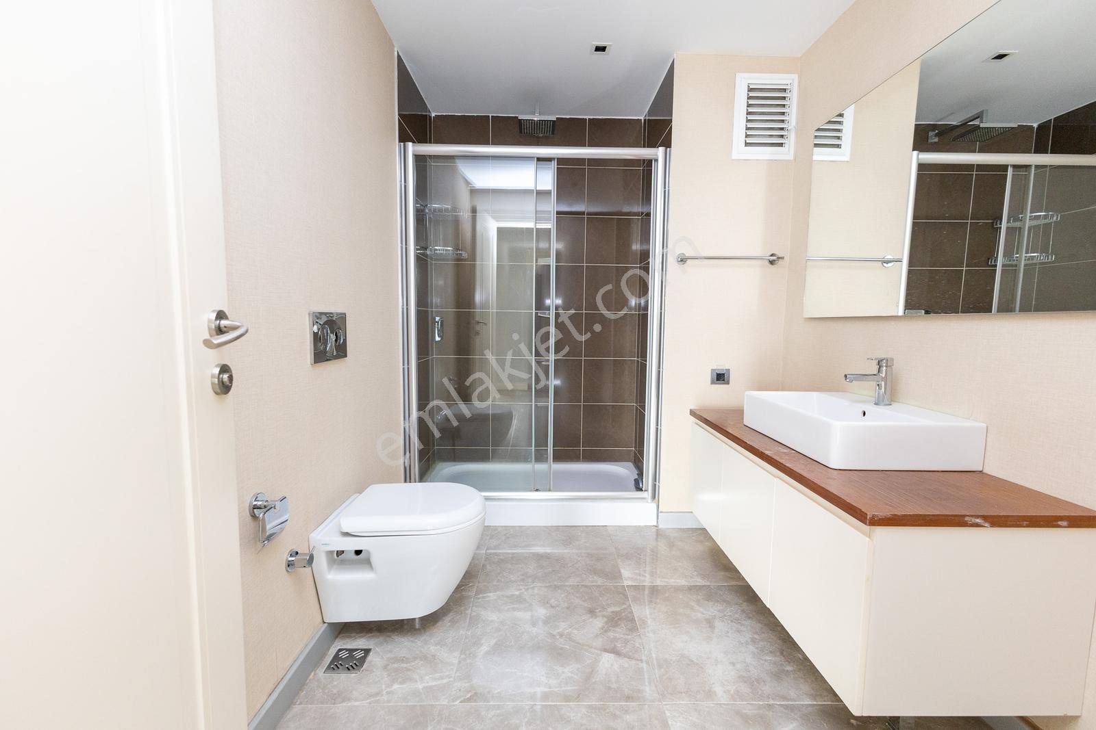 Gülpark Yaşam'da Kiralık Muhteşem Manzaralı 2+1 Daire - Görsel 11