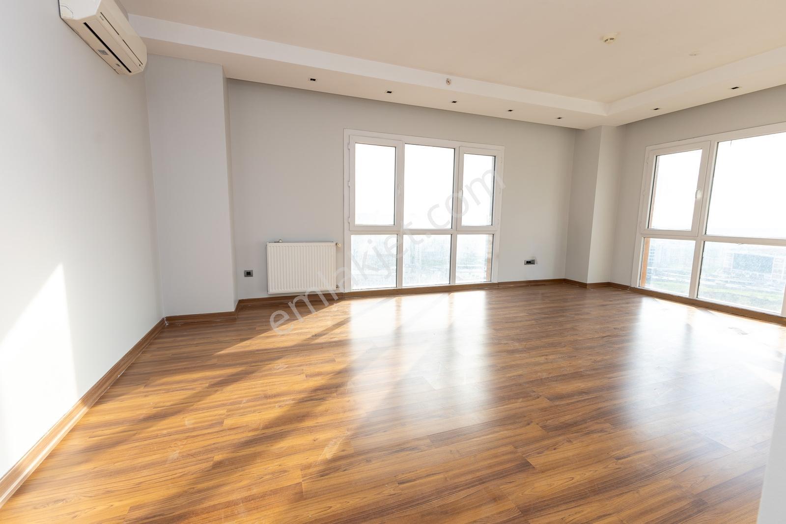 Gülpark Yaşam'da Kiralık Muhteşem Manzaralı 2+1 Daire