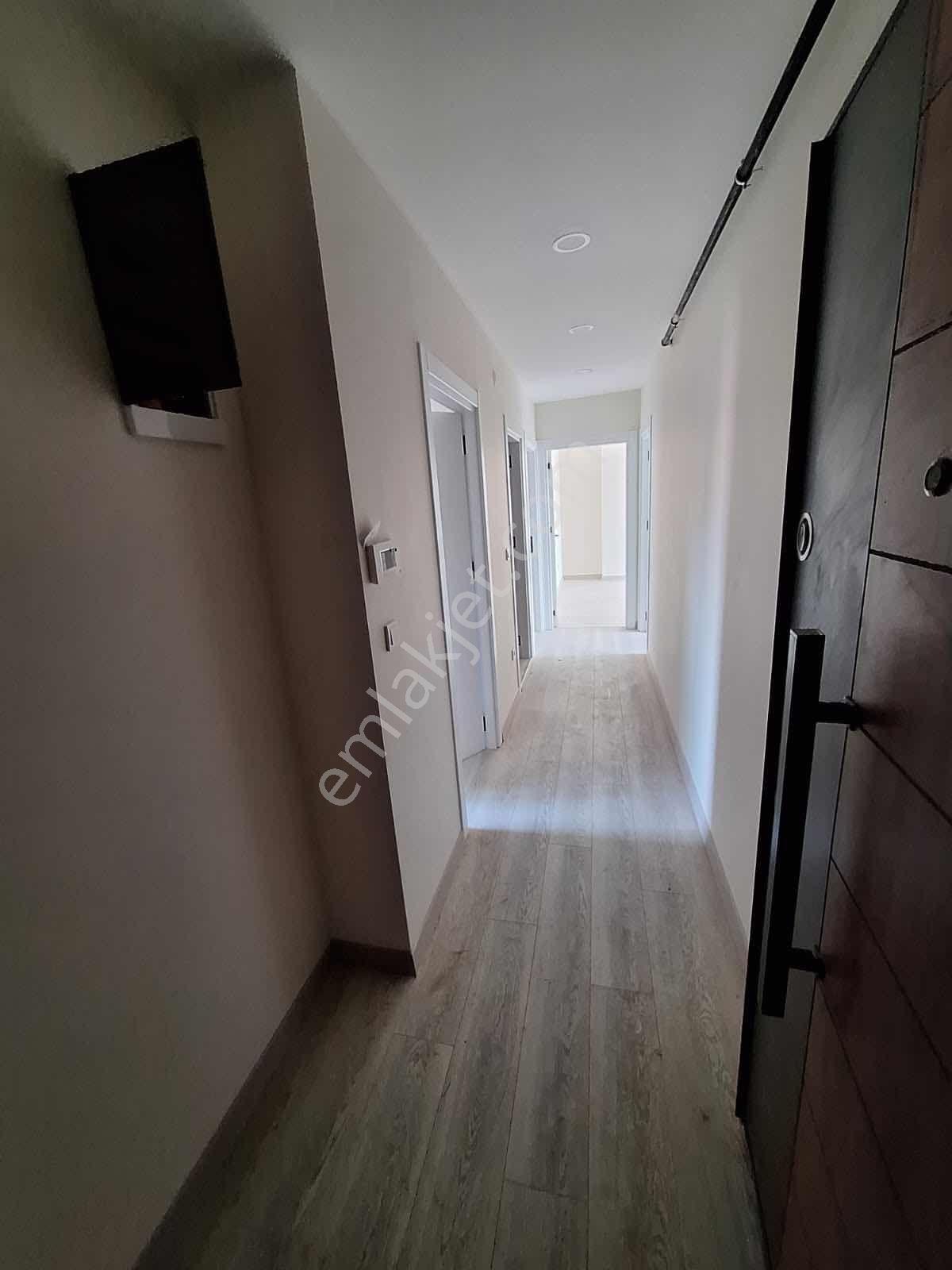 Pendik Çamçeşme Mahallesin'de Satılık 2+1 Sıfır Daire Kat Mülkiyetli - Görsel 12