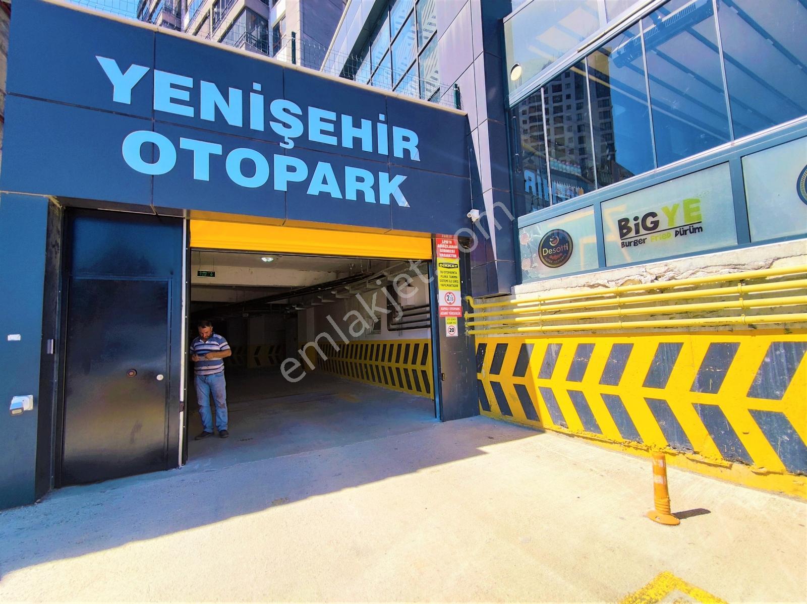 Garanti Emlak'tan - Şehrin En Elit Sitesinde - 180 M² 3+1 Daire - Görsel 35