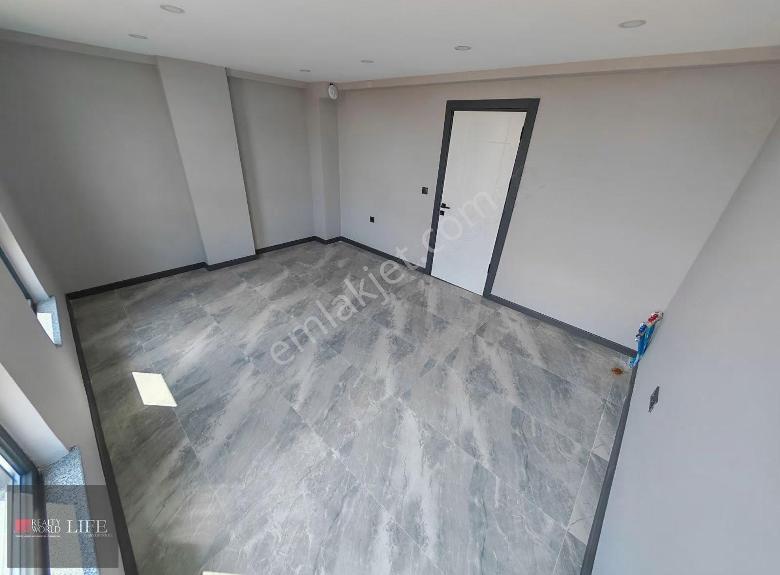 Rw Lıfe// Sazova Mh. 4+1 Tripleks 260m2 Satılık Villa - Görsel 33