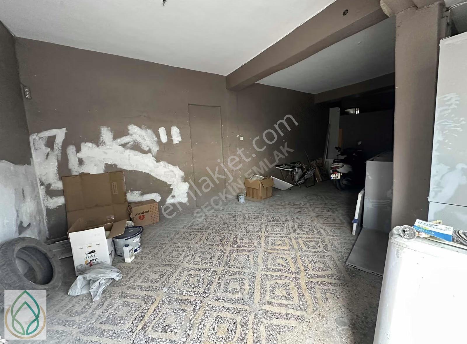 Yener Caddesinde Kiralık Dükkan - Görsel 2