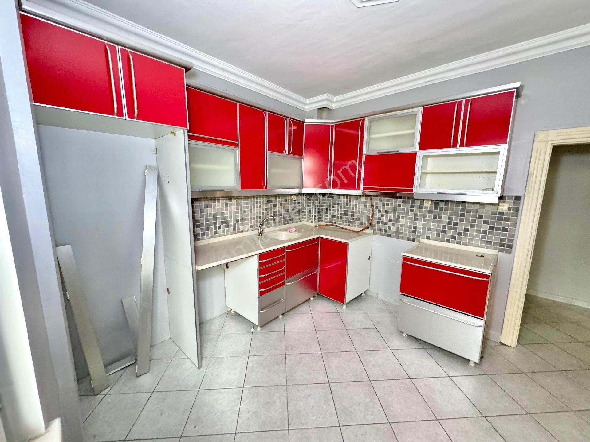 Lider Gayrimenkul'den Fevziçakmak Mh. 3+1 2.kat Asansörlü Cadde Üzeri Kiralık Daire - Görsel 2