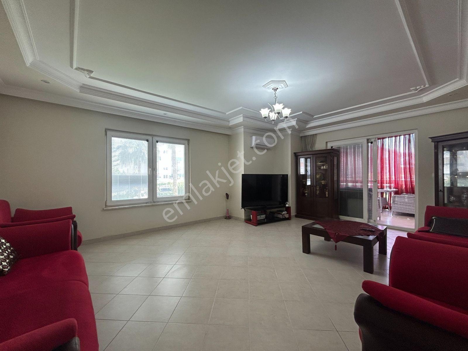 Cikcillide Havuzlu Site İçerisinde 2+1 Ayrı Mutfak Satılık Daire - Görsel 13
