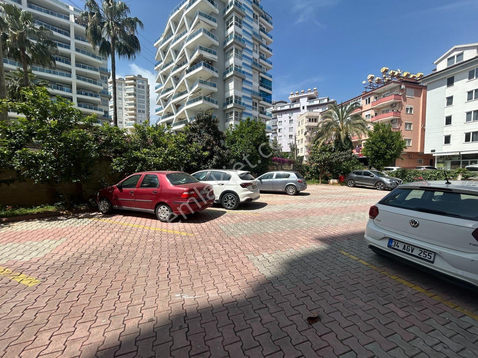 Cikcillide Havuzlu Site İçerisinde 2+1 Ayrı Mutfak Satılık Daire - Görsel 17