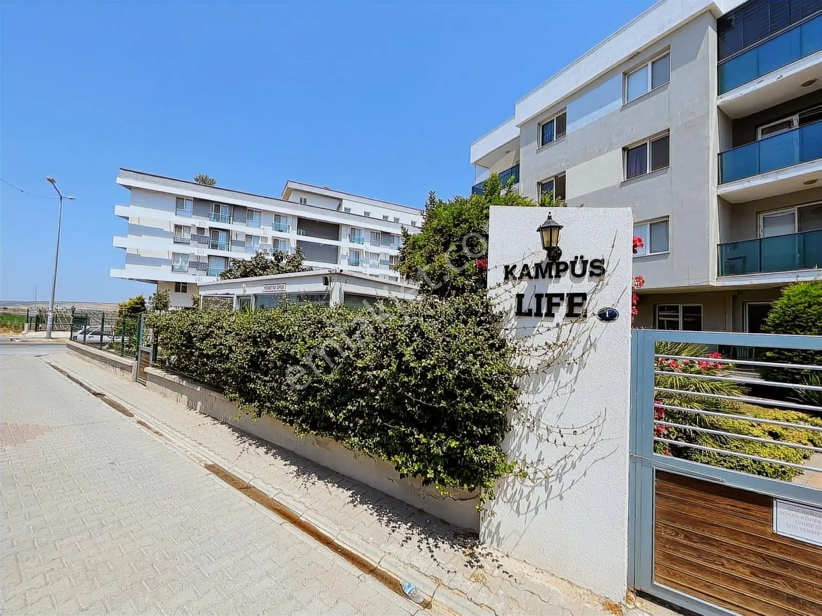 Seyrek Kampüs Life Sitesinde 1+1 Eşyalı Kiralık Daire