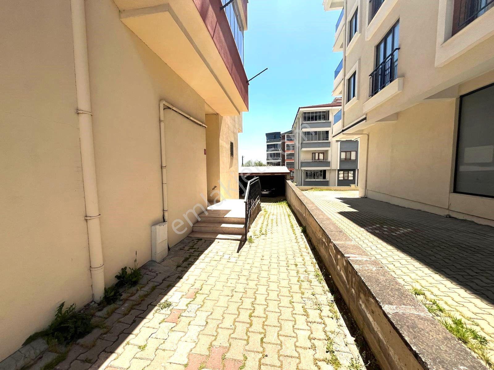 C21 Bal'dan Paşaalanı Mah.'de Merkezi Konumda Kiralık 3+1 Daire - Görsel 5