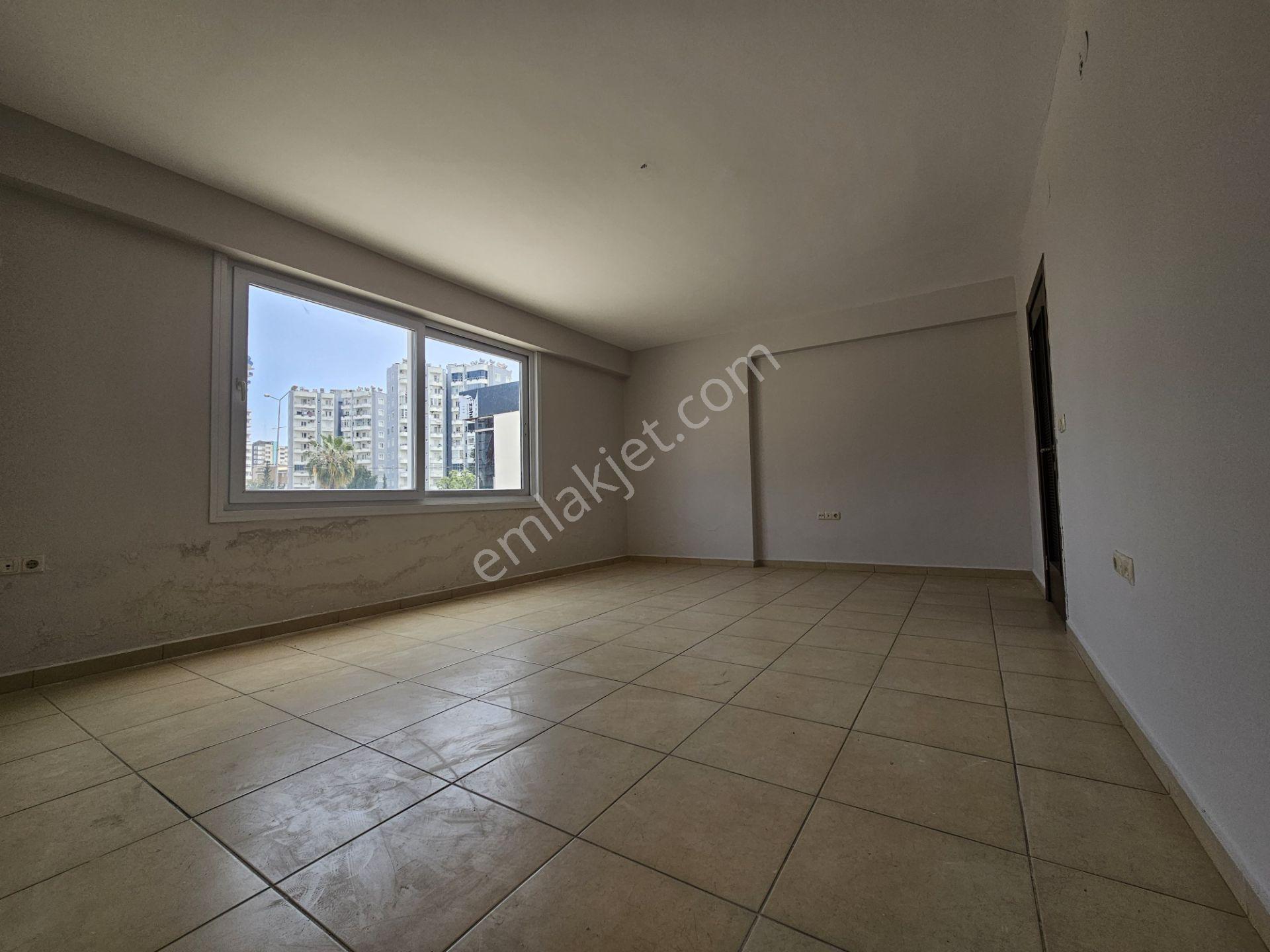 Mersin Yenişehir Çiftlikköyde Satılık 2+1 Ofis - Görsel 24